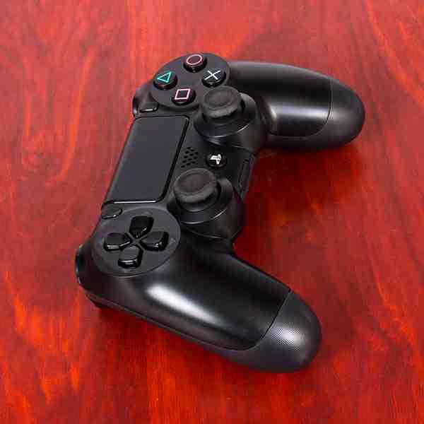 دسته بازی با سیم PS4 مدل DOUBLESHOCK 4
