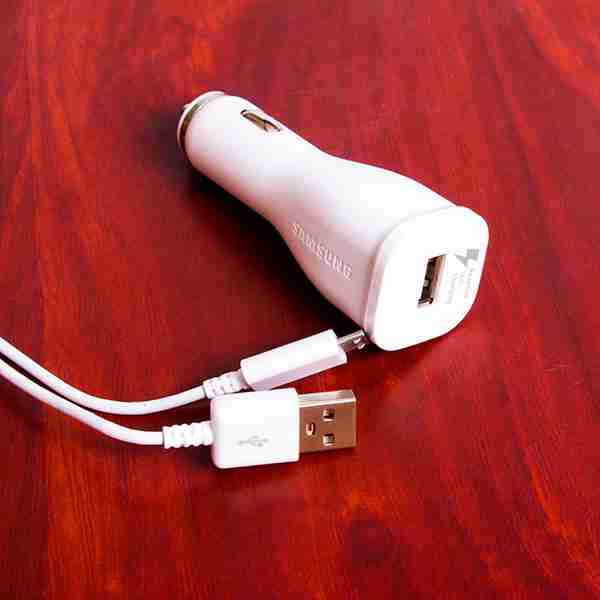 شارژر فندکی سامسونگ مدل fast charger به همراه کابل 1.2 متری